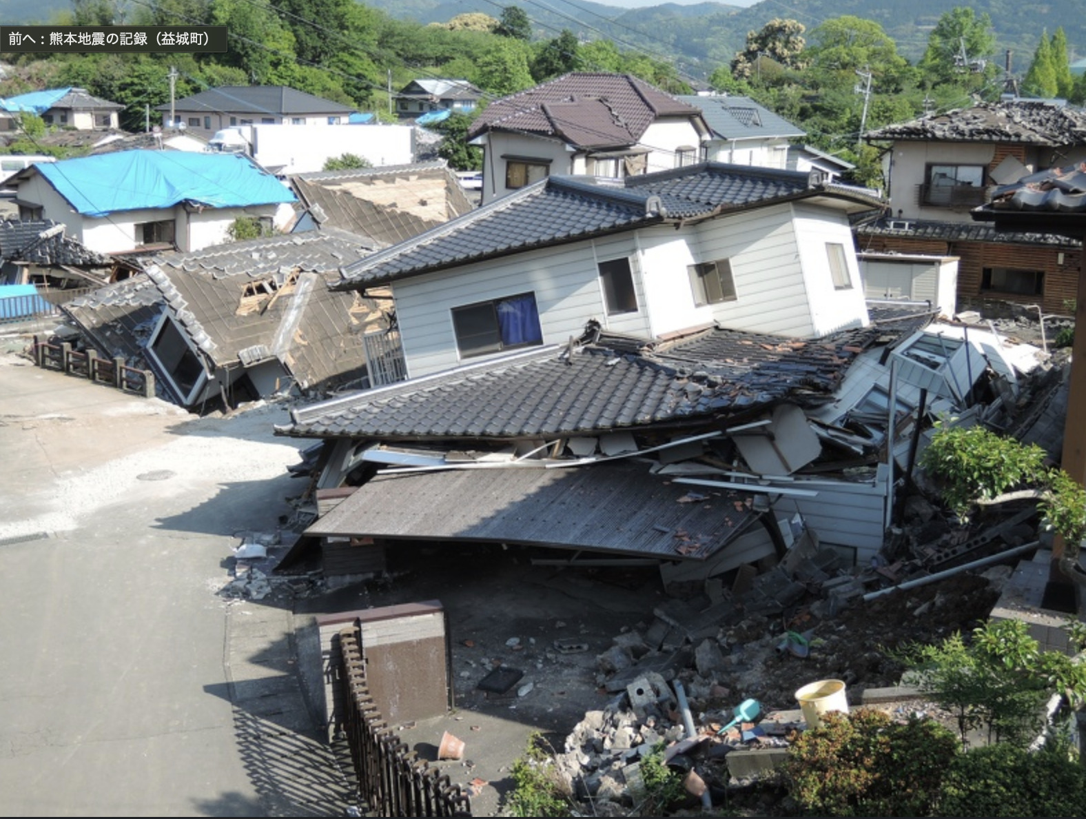 構造計算をしなかったために倒壊した建物のイメージ画像2