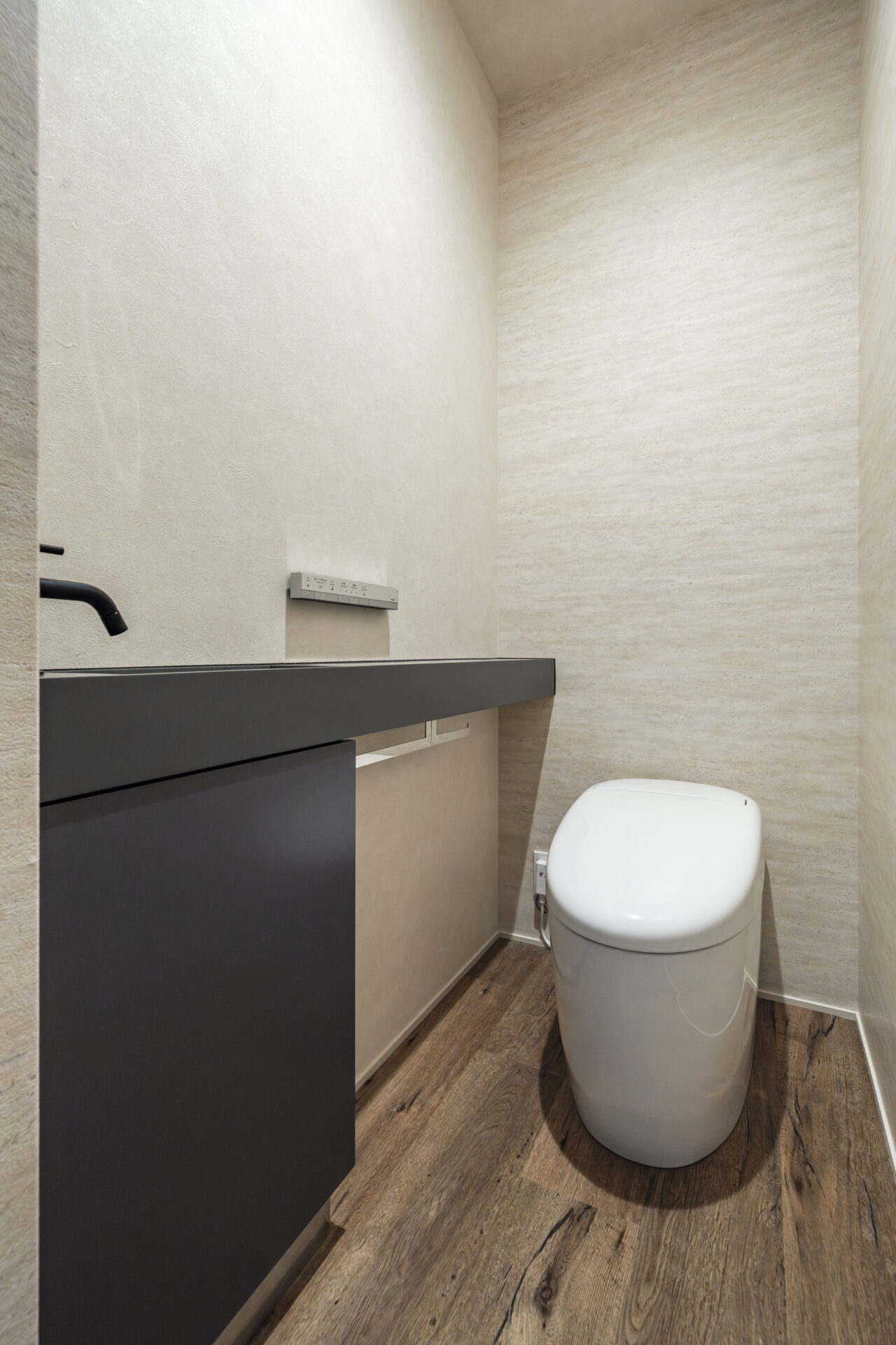 所沢市-注文住宅-テラスを眺める家-トイレ