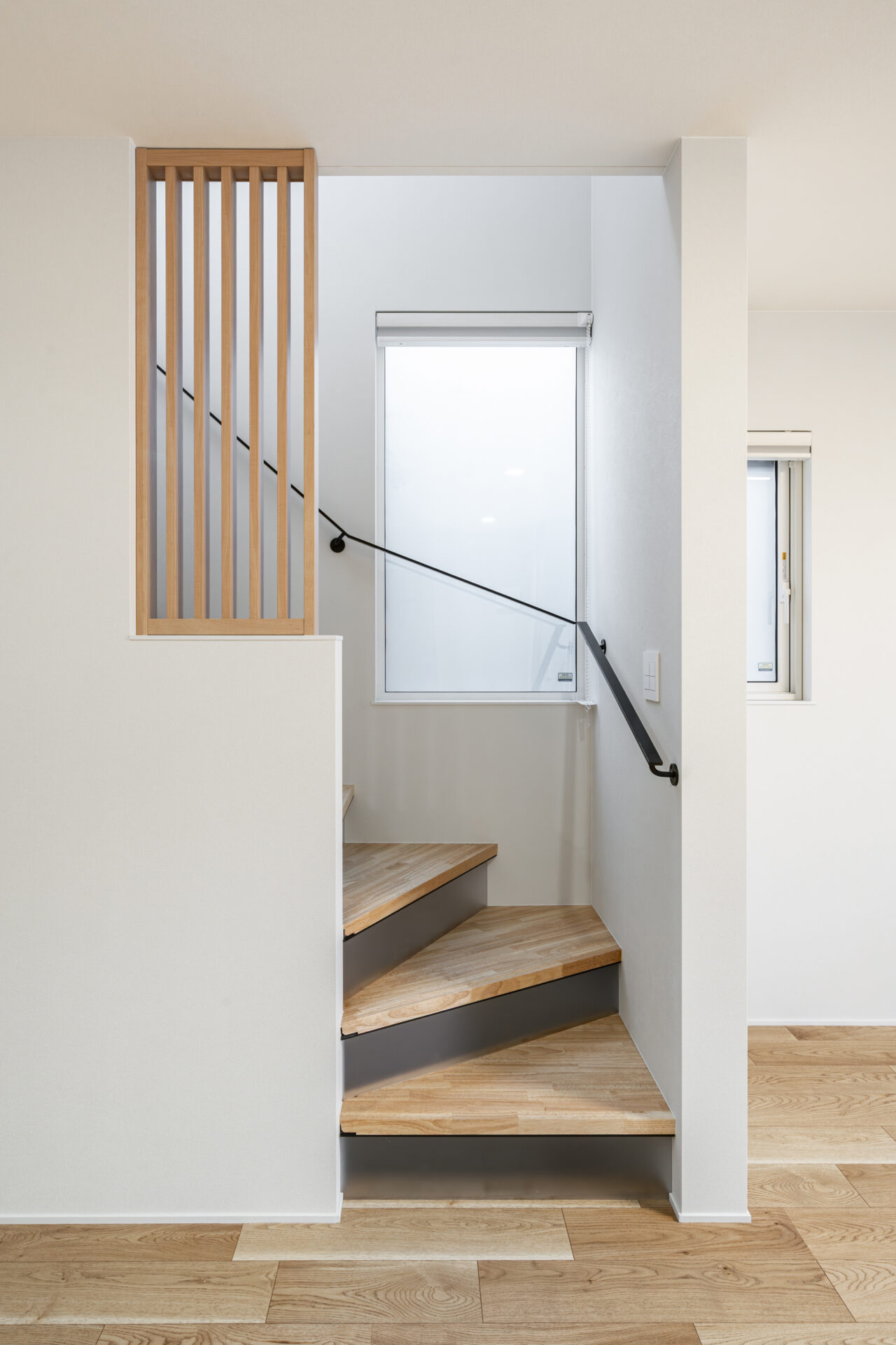 8.武蔵野市注文住宅_横田邸_階段